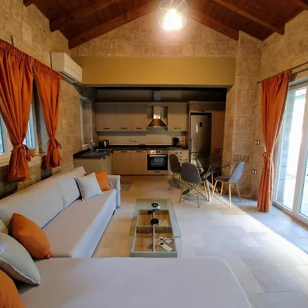 *fryni*/5' From Sea & Center/mountain View Vila Frínion